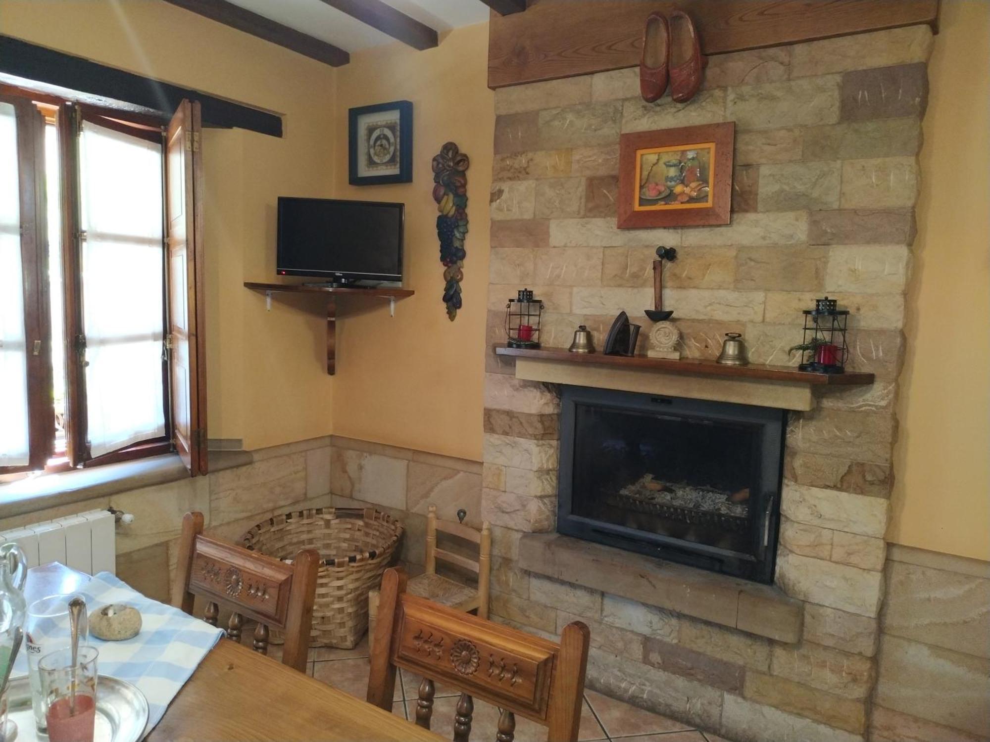 La Chimenea Cantabra Orena Dış mekan fotoğraf